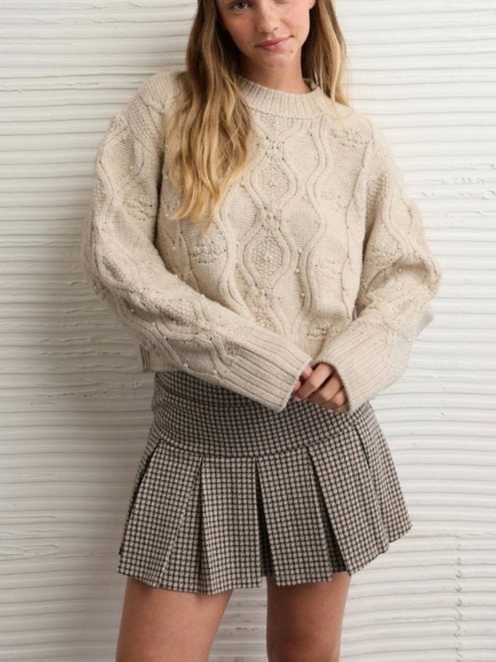 NWT AE Snow Stopper Sweater Size Large Cream Cable Knit Chunky NEW beads